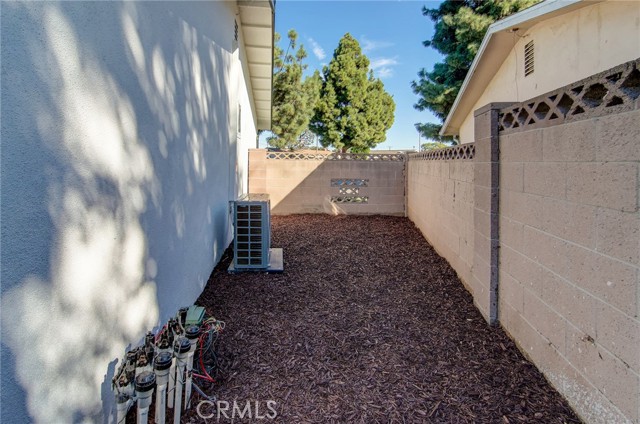 Detail Gallery Image 29 of 29 For 8652 Royer, Huntington Beach,  CA 92647 - 4 Beds | 2 Baths