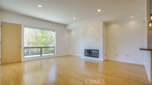 Detail Gallery Image 17 of 55 For 4705 Whitsett #106,  Studio City,  CA 91604 - 2 Beds | 2 Baths