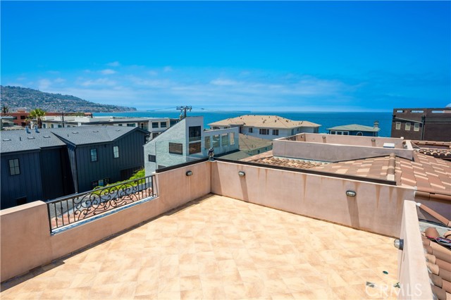 1407 S Catalina Avenue, Redondo Beach CA: https://media.crmls.org/medias/e4238d6e-ec5f-4e65-83a6-8a85d94d17ed.jpg