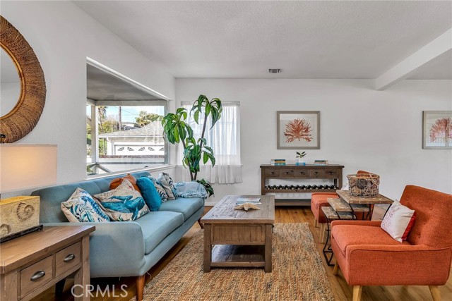 508 Rindge Lane, Redondo Beach, California 90278, 3 Bedrooms Bedrooms, ,1 BathroomBathrooms,Residential,Sold,Rindge,SB22250800