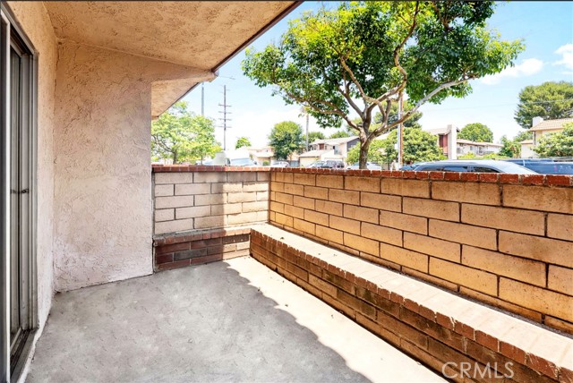 Detail Gallery Image 4 of 36 For 700 W La Veta Ave #I3,  Orange,  CA 92868 - 2 Beds | 2 Baths