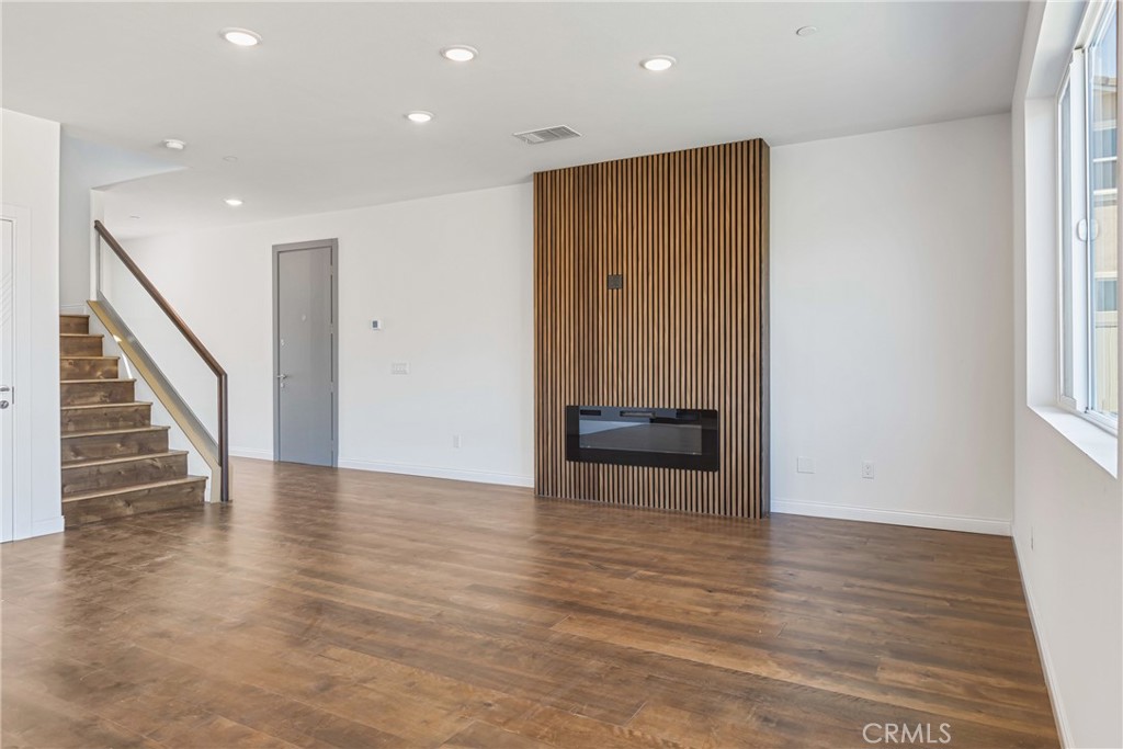 MLS #IV25219016 image #6