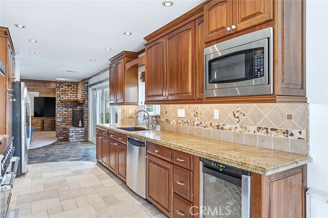 Detail Gallery Image 23 of 53 For 4372 Rainier Ct, Chino,  CA 91710 - 3 Beds | 2/1 Baths