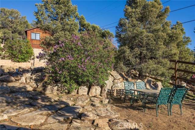 Detail Gallery Image 16 of 41 For 1841 Golden Rod Ave, Big Bear City,  CA 92314 - 4 Beds | 2/1 Baths