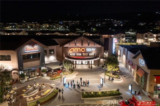11771 Coorsgold Lane, Porter Ranch CA: https://media.crmls.org/medias/e4274b4a-bdcb-4f1e-a261-0df1a58b5f95.jpg