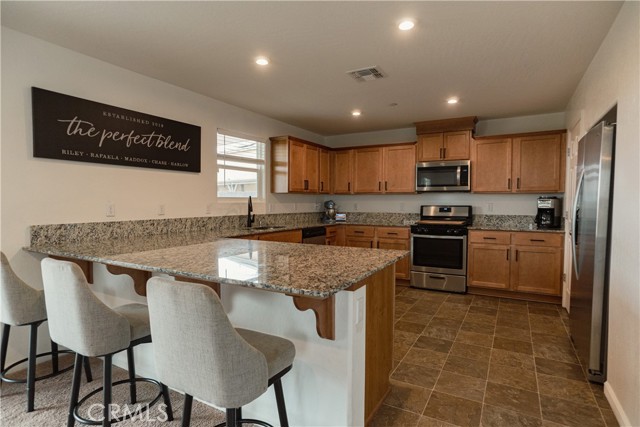 Detail Gallery Image 12 of 61 For 400 Verte St, Chowchilla,  CA 93610 - 4 Beds | 2/1 Baths