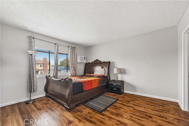 Detail Gallery Image 11 of 12 For 9054 Willis #21,  Panorama City,  CA 91402 - 2 Beds | 1/1 Baths