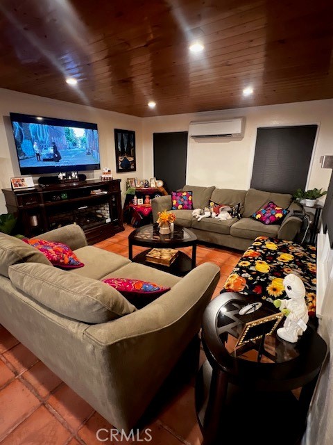4647 Abbott Road, Lynwood CA: https://media.crmls.org/medias/e428bc4c-2637-4b9e-b21c-0e48f9623fbc.jpg