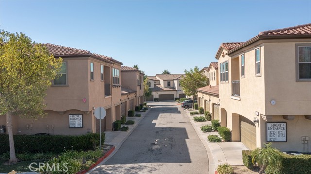 Detail Gallery Image 38 of 46 For 11220 Paseo Sonesta, Porter Ranch,  CA 91326 - 2 Beds | 2/1 Baths