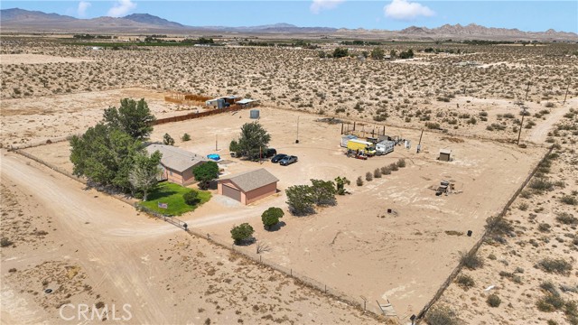 Detail Gallery Image 32 of 37 For 11025 Locust Ave, Lucerne Valley,  CA 92356 - 3 Beds | 2 Baths