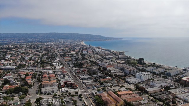 807 El Redondo Avenue, Redondo Beach, California 90277, 3 Bedrooms Bedrooms, ,1 BathroomBathrooms,Residential,For Sale,El Redondo,SB26098544