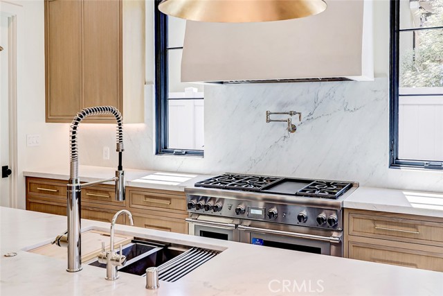 1825 Pacific Avenue, Manhattan Beach, California 90266, 5 Bedrooms Bedrooms, ,5 BathroomsBathrooms,Residential,Sold,Pacific,SB21268855