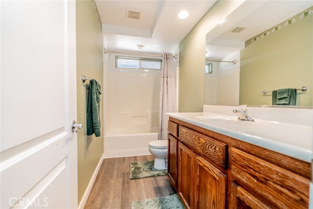 Detail Gallery Image 32 of 50 For 10636 Larch, Oak Hills,  CA 92344 - 5 Beds | 3 Baths