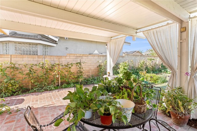 Detail Gallery Image 30 of 47 For 23021 El Caballo St, Lake Forest,  CA 92630 - 4 Beds | 2 Baths