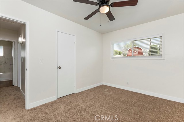 Detail Gallery Image 7 of 19 For 10327 Flora Vista Ave, Bellflower,  CA 90706 - 2 Beds | 1 Baths