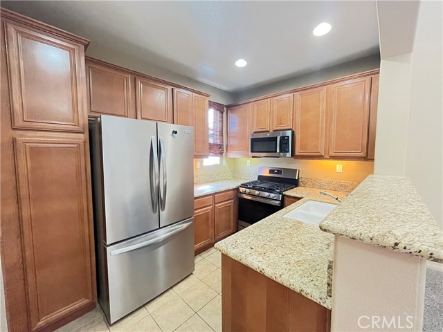 Detail Gallery Image 19 of 36 For 31128 Strawberry Tree Ln #11,  Temecula,  CA 92592 - 2 Beds | 2 Baths
