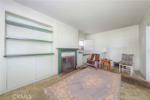 Detail Gallery Image 17 of 47 For 2219 N Flower St, Santa Ana,  CA 92706 - 3 Beds | 1/1 Baths
