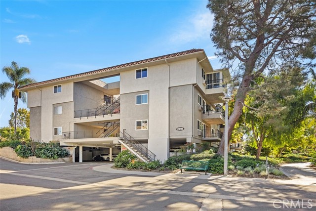 2393 Via Mariposa West, Laguna Woods, California 92637, 1 Bedroom Bedrooms, ,Condominium,For Sale,Via Mariposa West,OC24228240