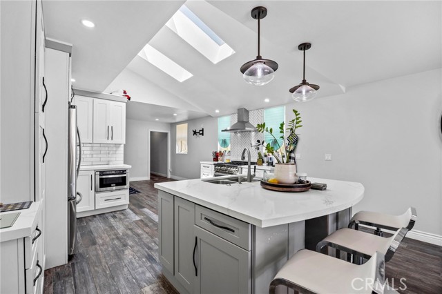 Detail Gallery Image 15 of 40 For 6800 Berry Ave, Buena Park,  CA 90620 - 2 Beds | 2 Baths