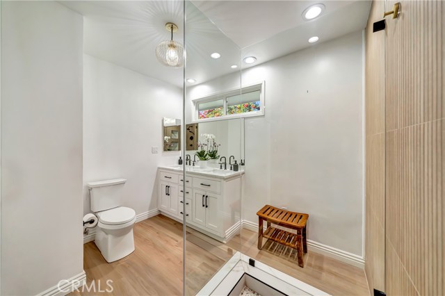 Detail Gallery Image 26 of 48 For 6136 Kentland, Woodland Hills,  CA 91367 - 4 Beds | 3 Baths