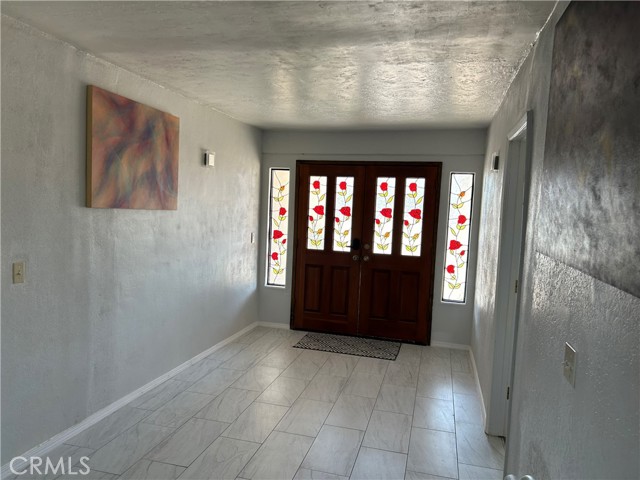 Detail Gallery Image 12 of 17 For 13915 Spring Valley Pkwy, Victorville,  CA 92395 - 3 Beds | 2 Baths