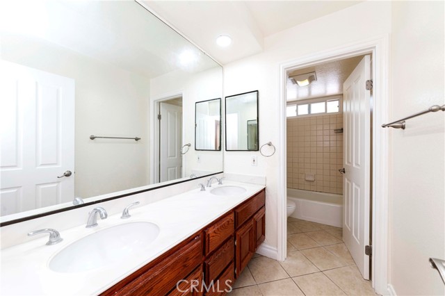 3025 E Hillside Drive, West Covina CA: https://media.crmls.org/medias/e42fb5df-c930-4059-a495-3c72159c4aa6.jpg