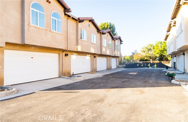 5502 Los Angeles Avenue, Simi Valley, California 93063, 3 Bedrooms Bedrooms, ,2 BathroomsBathrooms,Townhouse,For Sale,Los Angeles,MB25150074