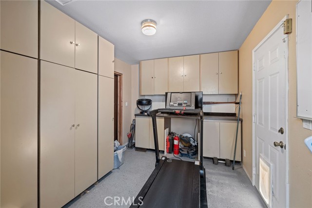 Image 21 of 52 For 42014 Roanoake St.