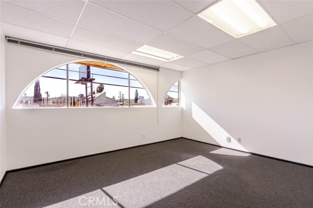 Commercial for Sale in Sherman Oaks, California