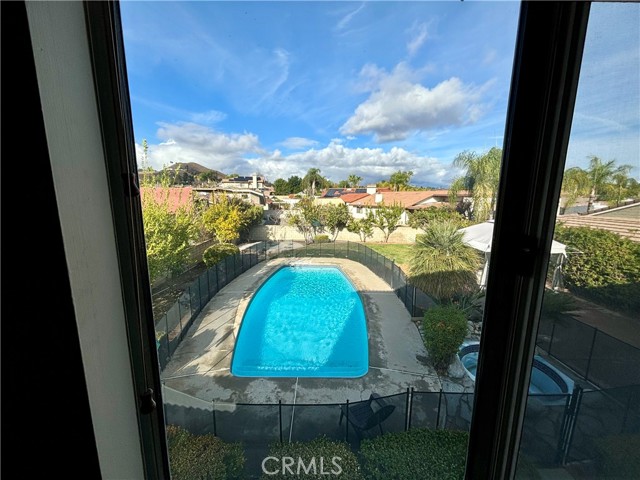30340 Channel Way Drive, Canyon Lake CA: https://media.crmls.org/medias/e431f139-5daa-4ffb-85b7-9e3a01036976.jpg