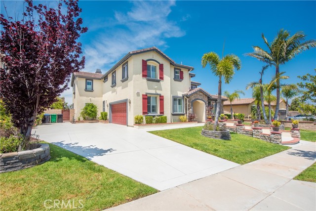 Detail Gallery Image 3 of 66 For 2376 Jean Marie Cir, Corona,  CA 92882 - 5 Beds | 5/1 Baths