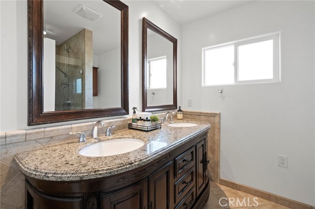 Detail Gallery Image 9 of 20 For 23800 Mobile St, West Hills,  CA 91307 - 4 Beds | 2/1 Baths