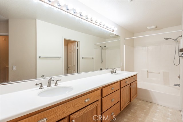 Detail Gallery Image 18 of 22 For 703 Terra Bella, Irvine,  CA 92602 - 2 Beds | 2/1 Baths