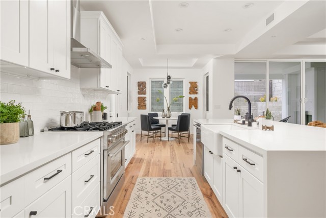 824 A Avenue, Redondo Beach, California 90277, 5 Bedrooms Bedrooms, ,4 BathroomsBathrooms,Residential,Sold,A,CV21120534