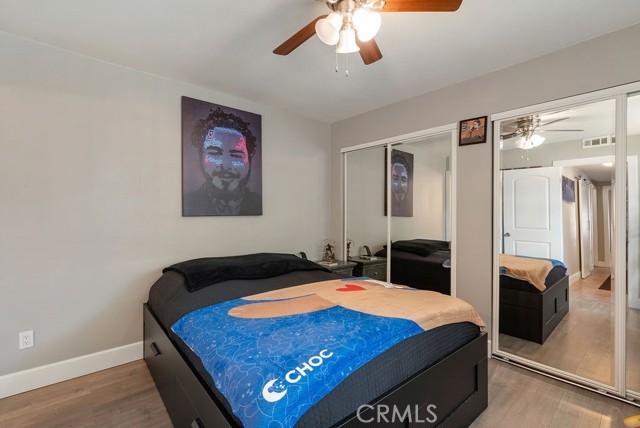 1192 Mitchell Avenue, Tustin CA: https://media.crmls.org/medias/e433fd17-c08f-444b-92bb-ec20d9734aed.jpg