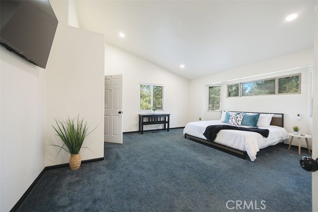39607 Forest Road, Big Bear Lake CA: https://media.crmls.org/medias/e4341db2-b3ba-4093-bf16-e0f34c91f798.jpg