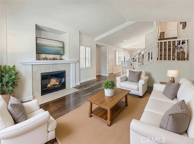 Detail Gallery Image 12 of 52 For 2037 Freesia Ave, Simi Valley,  CA 93063 - 2 Beds | 2/1 Baths