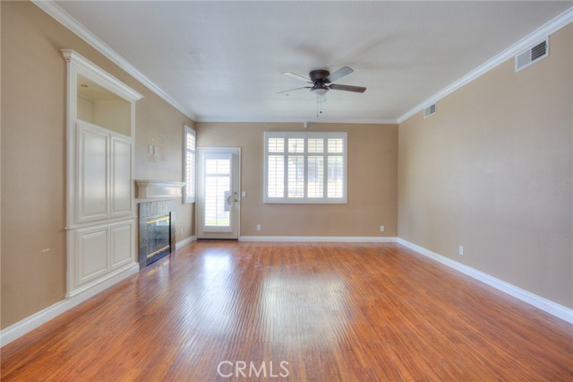 6052 Kohlberry Court, Riverside CA: https://media.crmls.org/medias/e4342ea4-5832-41ff-b69a-9db84f15783c.jpg