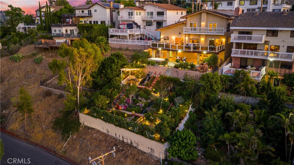 E4351d0a 9682 446c 921f F4ce2e65dfa0