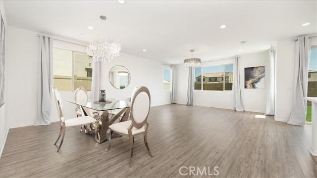 Image 5 of 40 For 773 Pinehurst Street