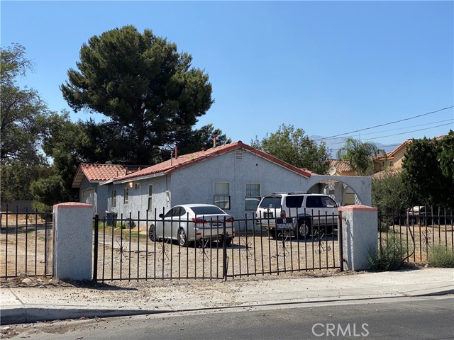 Detail Gallery Image 2 of 2 For 2650 N Linden Ave, Rialto,  CA 92377 - 1 Beds | 1 Baths