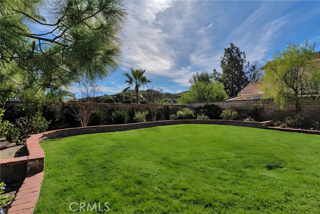 Detail Gallery Image 52 of 59 For 29857 Wistaria Valley, Canyon Country,  CA 91387 - 3 Beds | 3 Baths