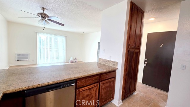 Detail Gallery Image 8 of 19 For 7331 9th Street #2,  Buena Park,  CA 90621 - 2 Beds | 2 Baths