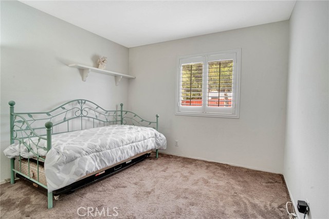 Detail Gallery Image 12 of 20 For 28141 Royal Rd, Castaic,  CA 91384 - 3 Beds | 2/1 Baths