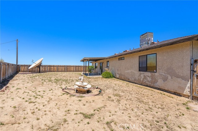 Detail Gallery Image 15 of 34 For 16226 Brookfield Dr, Victorville,  CA 92394 - 3 Beds | 2 Baths