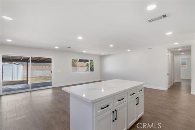 Detail Gallery Image 21 of 32 For 133 E Avenue Q4, Palmdale,  CA 93550 - 4 Beds | 2 Baths