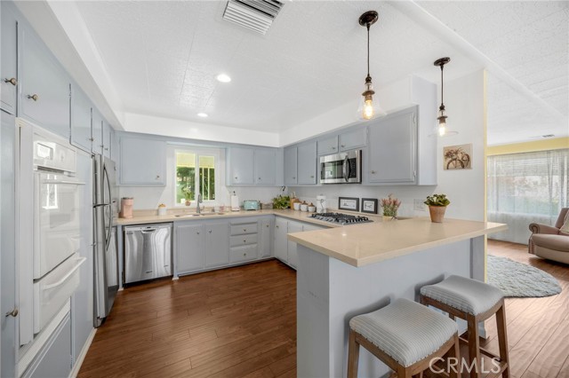 Detail Gallery Image 10 of 30 For 16222 Monterey Ln #193,  Huntington Beach,  CA 92649 - 2 Beds | 2 Baths