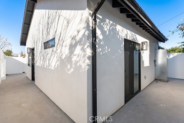 Detail Gallery Image 16 of 22 For 19952 1/2 Archwood St, Winnetka,  CA 91306 - 1 Beds | 1 Baths