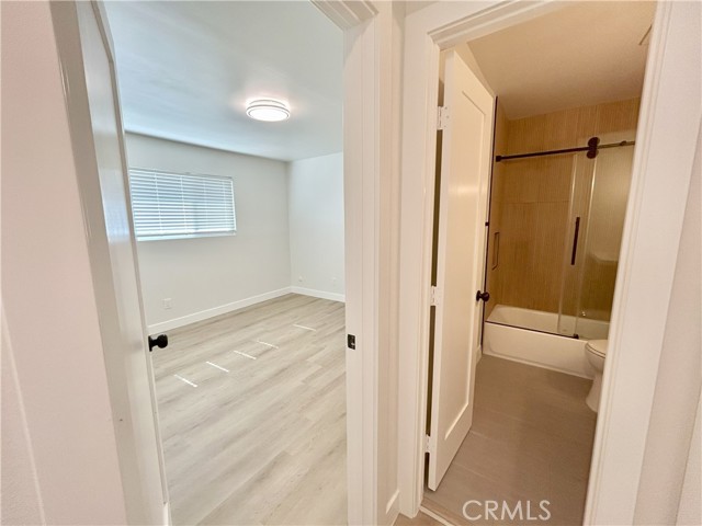 895 N Euclid Avenue, Pasadena CA: https://media.crmls.org/medias/e4396457-a272-4ac8-9195-27bed978cb6d.jpg