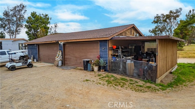 30300 Garbani Road, Menifee CA: https://media.crmls.org/medias/e43a1dff-1778-4a95-bcaf-8c0af83cf9ec.jpg